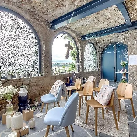 Ξενοδοχείο Castelbrac & 5*